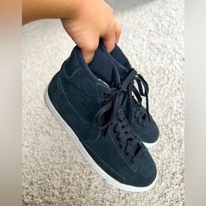 All Black Nike Blazers: Size 7.5